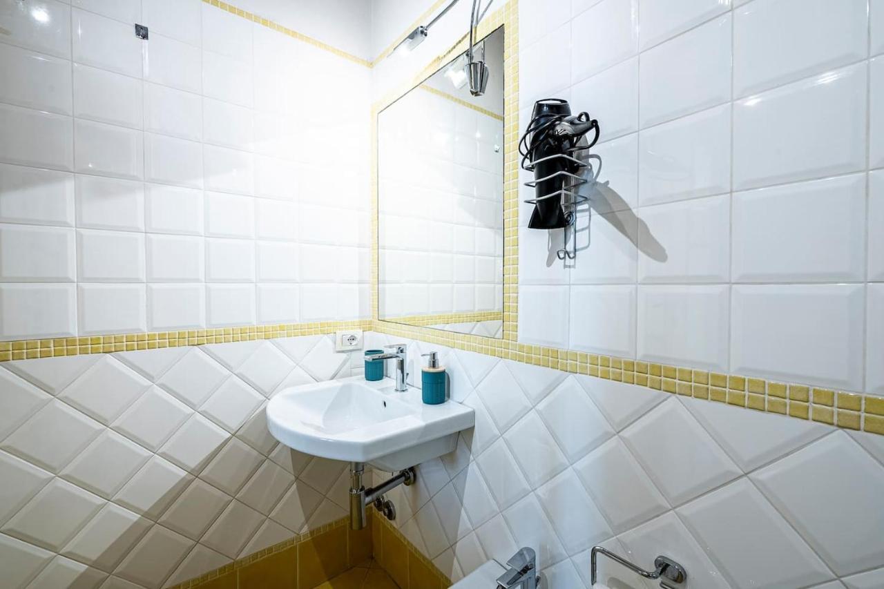 The Sunflower Apartment เซียนา ภายนอก รูปภาพ